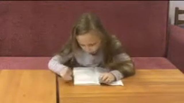 Чтение на английском языке, Маша Сорокина, 7 лет смотреть онлайн