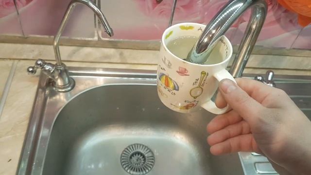 Фокус. Кран пьет воду!
