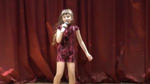 "Лежит передо мной игрушек куча"  Яна Ревякина 7 лет