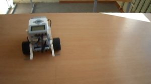 Движение робота по квадрату