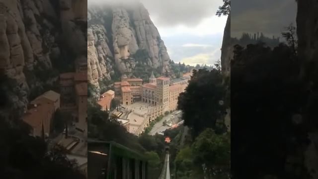 Фуникулер Santa Cova Монастырь Монсеррат Monasterio de Montserrat Spain