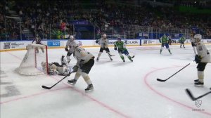 Отчаянный сэйв Серебрякова в прыжке / Serebryakov insane jumping save