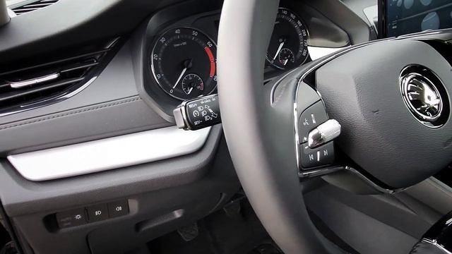Skoda Octavia Ambition 2023 1.5 TSI 150 KM