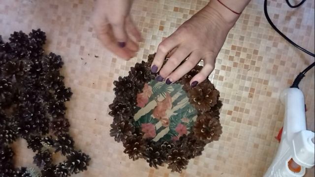 *Корзинка из шишек* Выполняем домашнее задание. смотреть онлайн