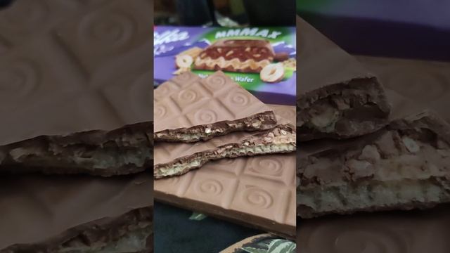 milka Nutty choco wafer chocolate bar смотреть онлайн