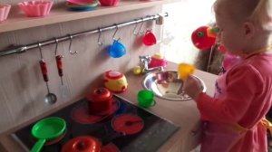 Детская кухня. Мини-кухня для девочки