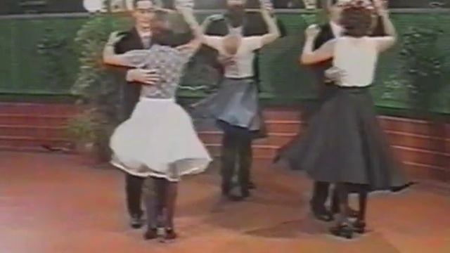 Actuación televisiva de faux y su grupo bailando pasodoble смотреть онлайн