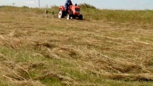 Двухкрылые грабли-ворошилки с минитрактором Уралец