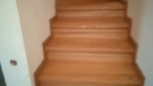 Лестница, ступени из ясеня.