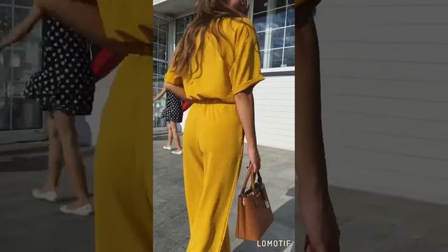 Женский костюм летний свободного кроя брюки со стрелками и рубашка с коротким рукавом жатка 42-52 смотреть онлайн