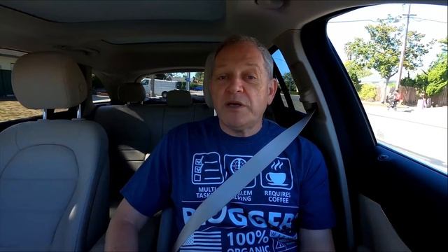 Что подарить человеку, когда у него есть все и даже больше? Вот, например, внимание можно проявить.