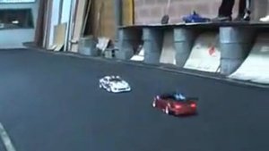 Копия видео Дрифт на радиоуправляемых машинках