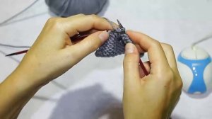 Убавление петель в середине полотна без наклона. Как убавлять 2 петли за один приём.