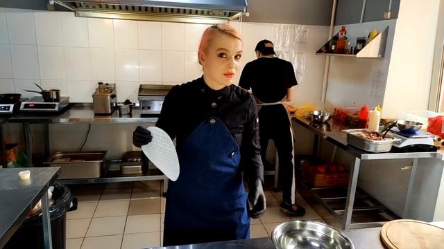 СПРИНГ-РОЛЛЫ С КРЕВЕТКАМИ ОТ ШЕФА АНТИДОНЕРА ЯНЫ УДАЛОВОЙ.