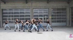 Supermassive Black Hole - Muse | dance & show company
