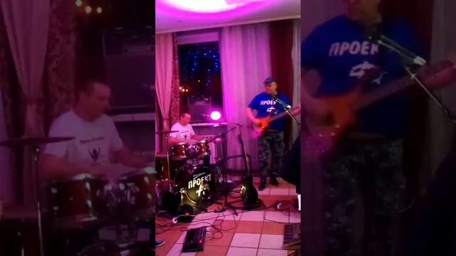 Проект-А (Deep Purple - Smoke On The Water)ударник и бас - строим звук. смотреть онлайн