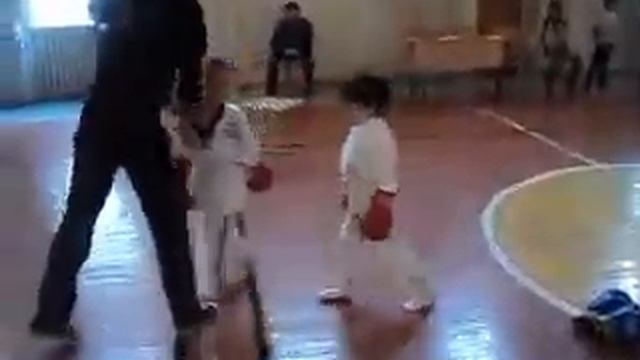 "Марем" цIарах йолчу 7-чу гимназехь кикбоксинг леташ. Соьлж-ГIала смотреть онлайн