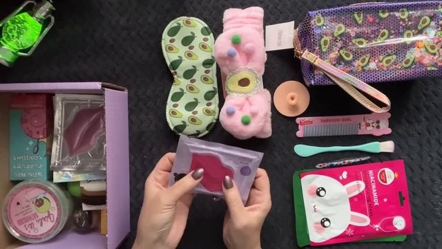 ASMR BEATY BOX РАСПАКОВКА ПОСЫЛКИ ОТ ЗРИТЕЛЬНИЦЫ/ ТИХИЙ ГОЛОС, ШЁПОТ ТРИГГЕРЫ 1000% мурашки смотреть онлайн