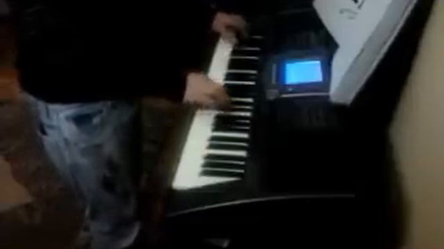 Georginia - Niedorosła miłość YAMAHA PSR-1000 .wmv смотреть онлайн