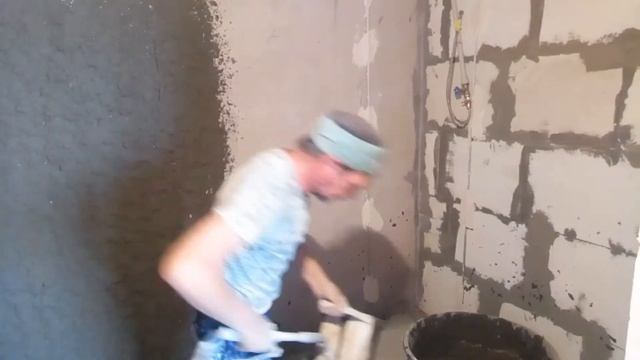 Штукатурка санузла от А до Я. Проще некуда. Наброс хопер ковшом. Начало. смотреть онлайн