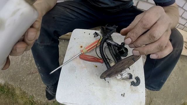 ЗАМЕНА ФИЛЬТРОВ БЕНЗОНАСОСА HYUNDAI SONATA (ТАГАЗ) смотреть онлайн