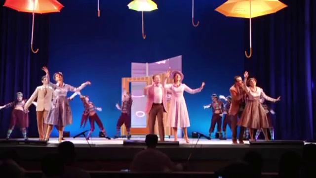 Фрагмент из музыкальной комедии «Тётка Чарлея» Новосибирского музыкального театра смотреть онлайн