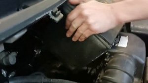 Kia Venga or Hyundai IX20 -  Battery replacement