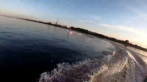 ВОДНЫЕ ЛЫЖИ. Лодка ОБЬ М и  Ямаха F 40 (30) тащит лыжника