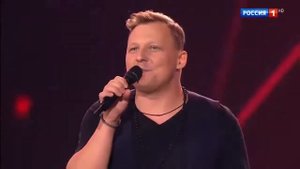 Михаил Бублик - "Сыграем" ("Праздничное шоу Валентина Юдашкина 2018")