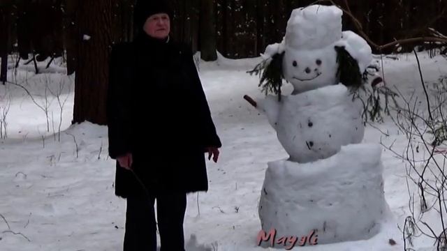 Пряха. В низенькой светелке огонек горит. Народная песня. смотреть онлайн