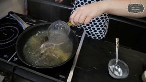 Фрикадельки в сливочном соусе
