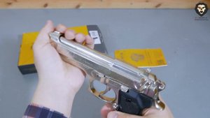 Макет пистолета Denix Beretta F92 (Хром, D7/1254NQ) видео обзор 4k