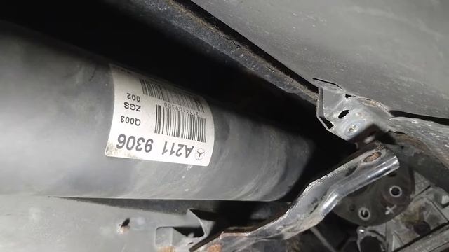 Mercedes W211 замена подвесного подшипника. смотреть онлайн