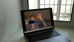 Как записать видео на Веб камеру в MacOS на MacBook ?