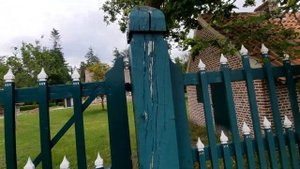 старые деревянные ворота