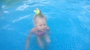 ✽ МАША в БАССЕЙНЕ Распаковка Надувного Дракоши Учимся Плавать Unpacking inflatable Dragon✽ МАША в БА