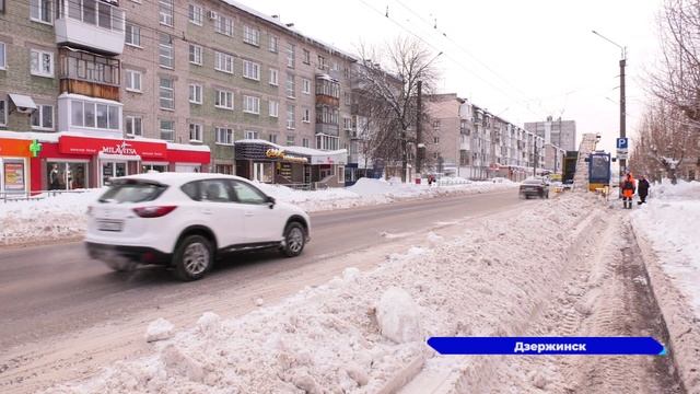 В Дзержинске полностью расчищено более 87 территорий и подъездов к садикам и школам