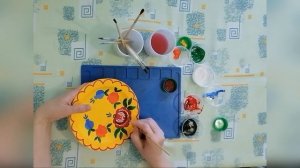 Мастер-класс "Цветы" - городецкая роспись тарелочки