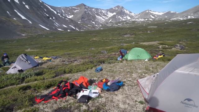 НОЧНЫЕ ДЕМОНЫ, ВСТРЕЧА С МЕДВЕДЕМ, НОЧЬ В ГОРАХ, ПОХОД смотреть онлайн