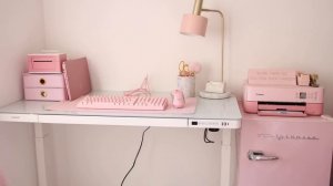 DESK TOUR & SET UP | PINK SET UP