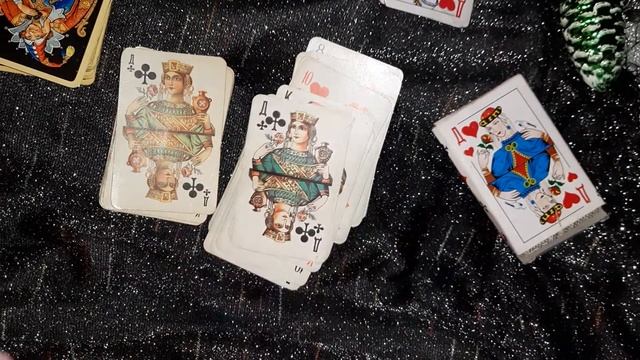 Про игральные карты смотреть онлайн