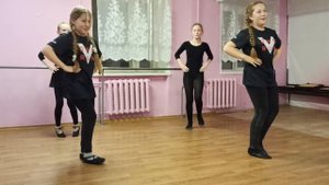 Изучение русского народного танца "Варенька"