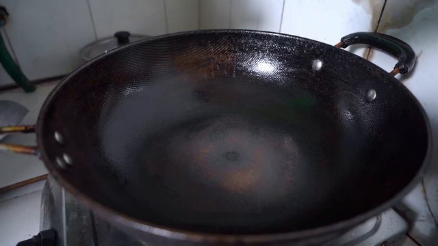 【超小厨】10斤肥肠，整“土豆烧肥肠”，配爆炒腰花，全家都是干饭人！ смотреть онлайн