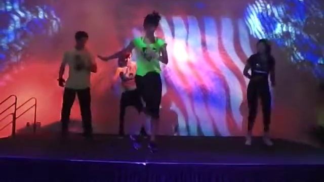 "Samba La Mamba" Zumba with Linda Hope смотреть онлайн