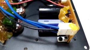 Гудит колонка Microlab модель Solo 1  ремонт за 5 минут.