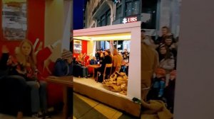 Рождество в Швейцарии. Удивительно, но Деда Мороза в Цюрихе встречают в ноябре.