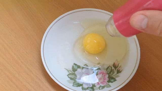 Отделитель желтка от белка (сепаратор для яиц) смотреть онлайн