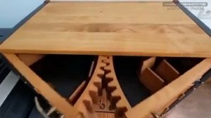 Необычный шкаф.