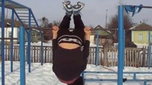 обучалка для новичков на турнике (Выход на 4)