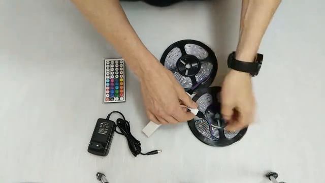 Как задумал сделать подсветку днища Шкоды А7 светодиодной лентой RGB 5050 DC 12 В IP68 с пультом. смотреть онлайн